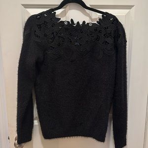 Black soft shoulder with lace detail